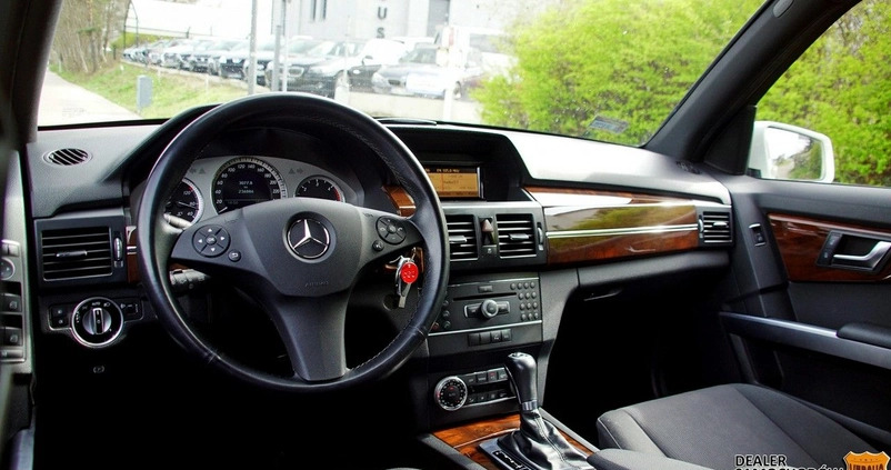 Mercedes-Benz GLK cena 55000 przebieg: 236000, rok produkcji 2011 z Gdynia małe 742